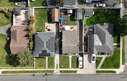 101 Miramar Boulevard, Lindenhurst, NY 11757