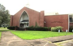 1801 W 17th Avenue, Pine Bluff, AR 71603