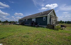 191 E Center Road, Kingsley, MI 49649