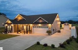 223 RC Thompson Road, Chesnee, SC 29323