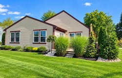 42 Yorkshire Drive, Monroe, NJ 08831