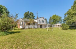 8580 Young Avenue NE, Rockford, MI 49341