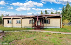 457 Winterton Rd, Sandpoint, ID 83864