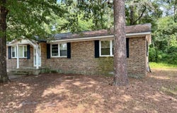 128 Devine Ct, Orangeburg, SC 29115