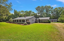 3502 Palestine Road, Raymond, MS 39154