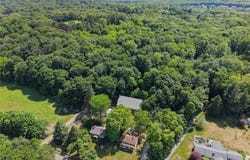 364 Abbott Run Valley Road, Cumberland, RI 02864