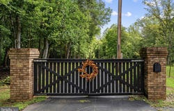 9914 CREST CT, MARSHALL, VA 20115