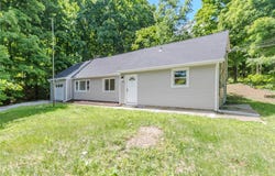 26 Old Hollow Road, Clinton Corners, NY 12514