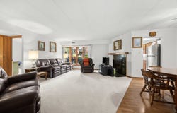 6413 Oak Forest Avenue, Tinley Park, IL 60477
