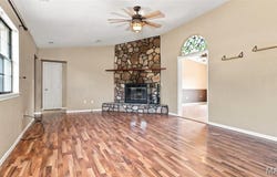 13906 Elm Drive, Plato, MO 65552