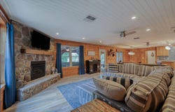 16 County Road 2131, Pittsburg, TX 75686