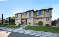390 Caravaggio CIR, Sacramento, CA 95835