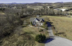 120 Spring Ridge Ln, Fairfield, VA 24435