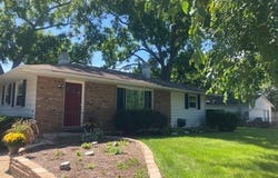 2109 W 7th St, Winthrop Harbor, IL 60096
