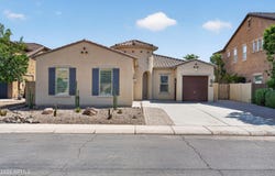 2883 E RIDGEWOOD Lane, Gilbert, AZ 85298