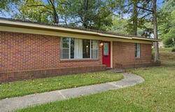 556 Flowers dr., LAUREL, MS 39440