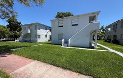 1784 Normandy Dr, Miami Beach, FL 33141
