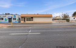 1208 E PERSHING BLVD, Cheyenne, WY 82001
