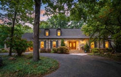 890 BLUE RIDGE DR, STAUNTON, VA 24401