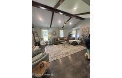 332 E School Street, Ridgeland, MS 39157