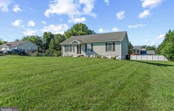 112 LARRY Way, BUNKER HILL, WV 25413