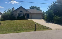 31 Sunset Drive, Camdenton, MO 65020