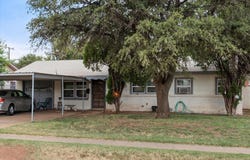 3407 E Colgate Street, Lubbock, TX 79403