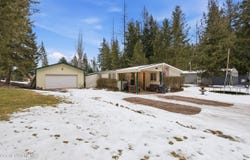 16020 E 5th St, Bayview, ID 83803