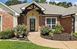 209 Morningstar Drive, Longview, TX 75605