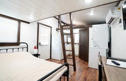 5087 Eagles Cove Rd, Byrdstown, TN 38549