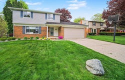 464 Springbrook Crescent, Saline, MI 48176