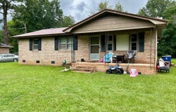 113 Arthur Smith St, Bennettsville, SC 29512