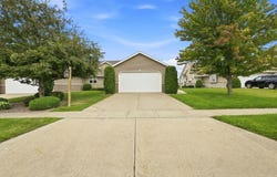118 Summit Ct, Columbus, WI 53925