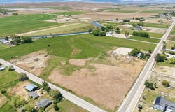 603 E King Rd, Kuna, ID 83634