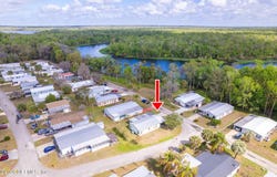 143 BAYOU Drive, Satsuma, FL 32189