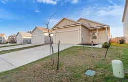 417 Soapstone Pass, San Marcos, TX 78656