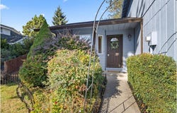 777 HOFFMAN St, Woodland, WA 98674