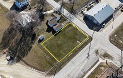 106 E Benson Street, Pittsfield, IL 62363
