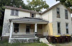 221 Woodworth Avenue, Alma, MI 48801