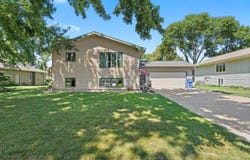 415 Lee, Vermillion, SD 57069