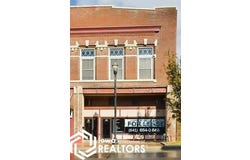 325 E Main Street, Ottumwa, IA 52501