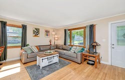 2556 S 69th St, Milwaukee, WI 53219