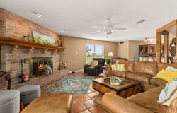 350 Ullrich, Marion, TX 78124