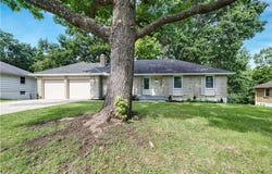 7404 Willow Avenue, Raytown, MO 64133
