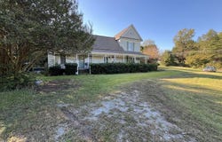 985 W Nickajack Road, Ringgold, GA 30736