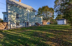 39 Veranda Ave, Fairhaven, MA 02719
