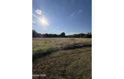 77 NE 15th Lane, Lamar, MO 64759