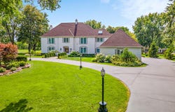 10 Corey Drive, Barrington, IL 60010