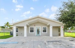 180 basilan crescent, Clewiston, FL 33440