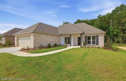 147 Stapleton Drive, Canton, MS 39046